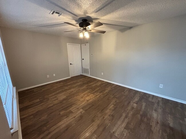 Photo - 3401 SW Landau Ct Unidad **OR**3401 SW Landau Ct Apt 1