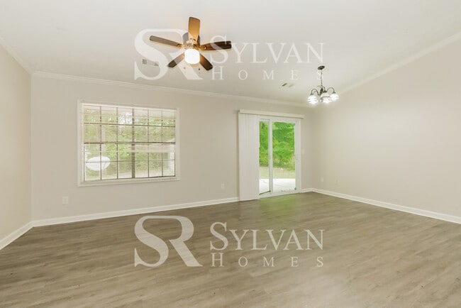 Photo - Immerse yourself in comfort and convenience