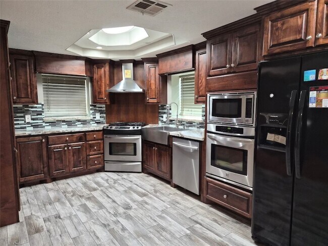 Photo - 209 Florence St