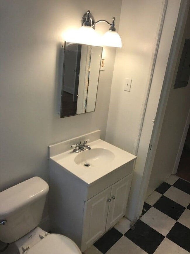 Photo - In Town Living With A Secluded Feel!