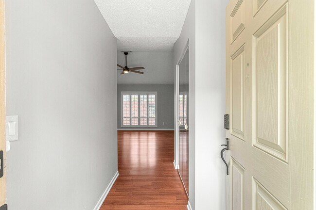 Photo - 816 SE 2nd St Unidad 816 SE 2nd St