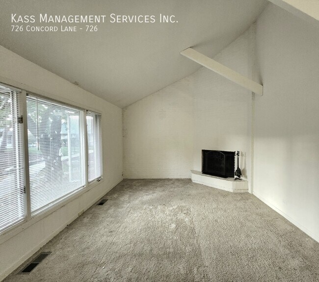 Photo - 726 Concord Ln Unit 726