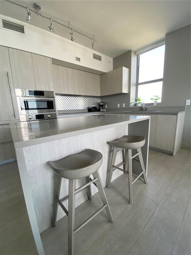 Photo - 4010 S Ocean Dr Unit R2102