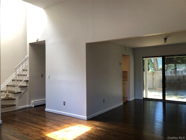Photo - 39 B S Norwood Rd