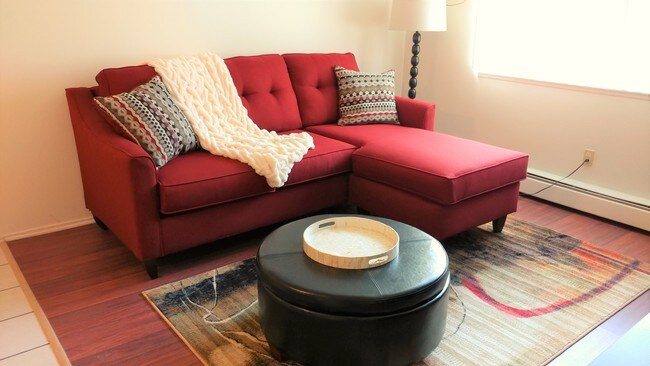 Photo - Kensington Court