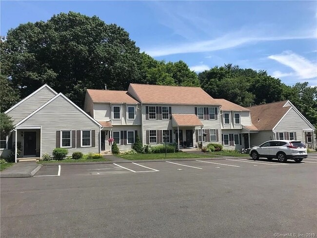 Photo - 241 Branford Rd