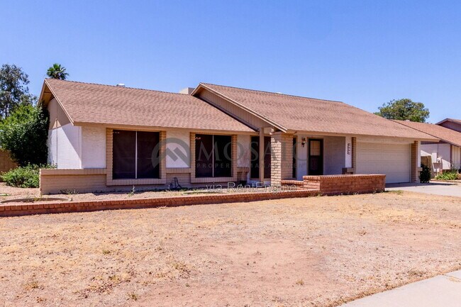 3841 W Bluefield Ave
