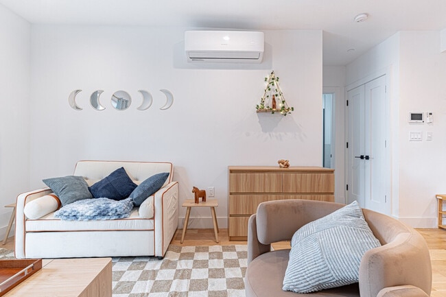 Building Photo - 1255 Decatur St