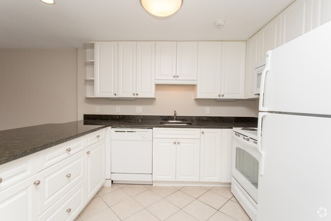 2 BEDROOM