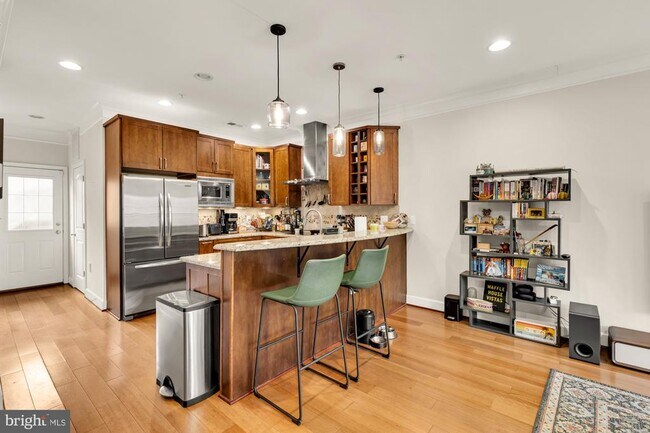 Photo - 1502 10th St NW