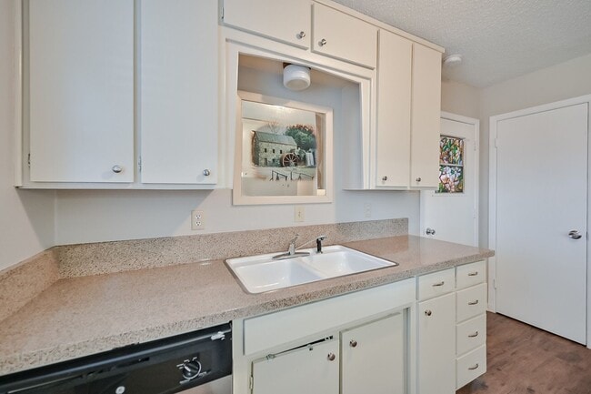 Photo - Crowley 3 Bedroom