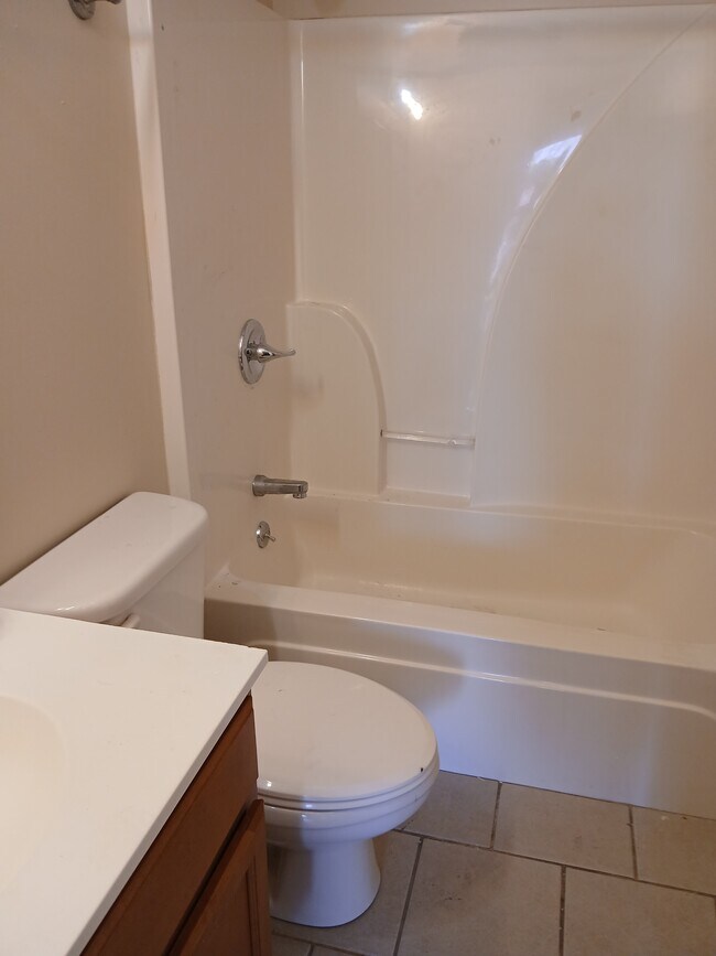 Photo - 321 E Mill St