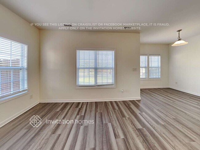 3239 Polite Ln