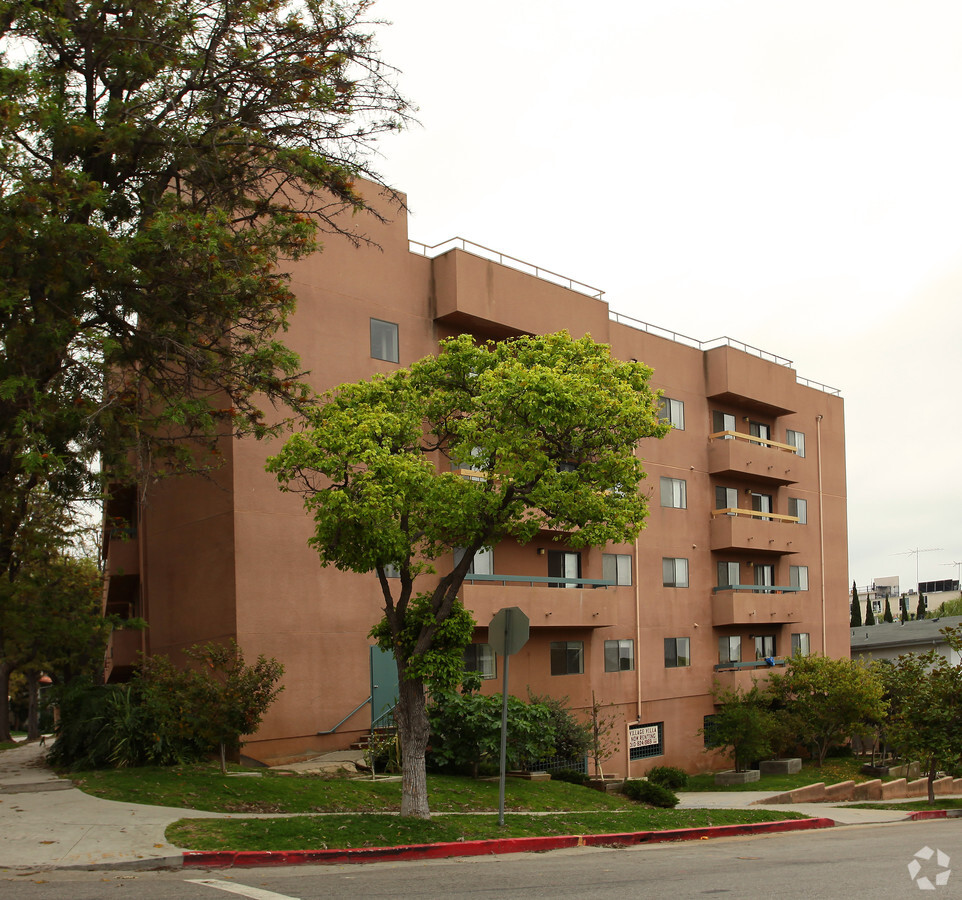 Village Villa Apartments - Village Villa Apartments