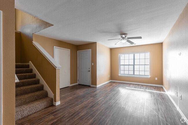 3BR, 2.5BA - 1,214SF - Living Room - Arbor Terrace Townhomes