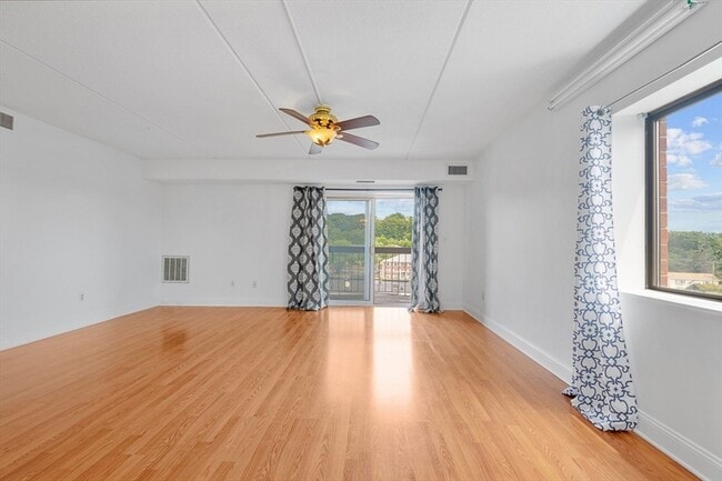 Photo - 159 Main St Unit 50A