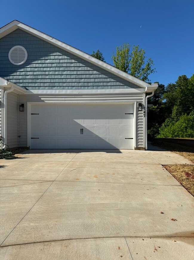 Photo - 147 Brawley Villas Pl