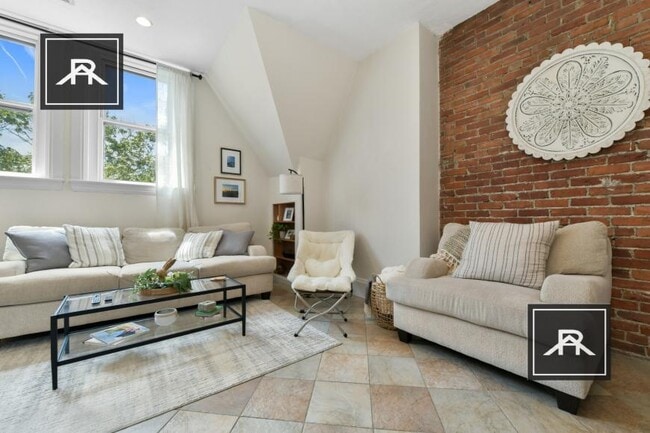 2 bedroom in Brookline MA 02445 - 2 bedroom in Brookline MA 02445 Condo
