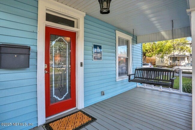 Photo - 1104 Lasalle St