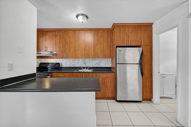 Photo - 4051 N Dixie Hwy Unit 23