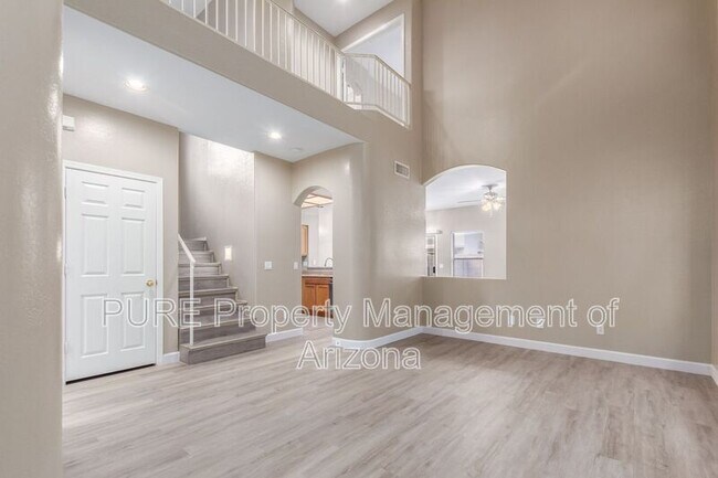 Photo - 10512 W Almeria Rd