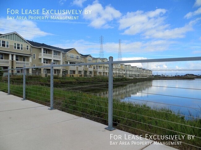 Scenic and Modern 3BR/3.5BA Townhouse, 186... - Scenic and Modern 3BR/3.5BA Townhouse, 186...