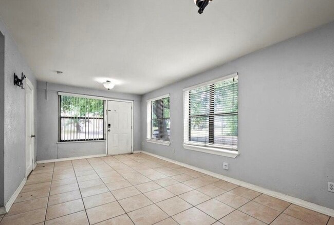 Photo - 1277 Mayfair Rd