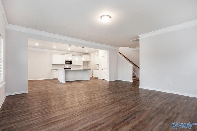 Photo - 16879 Hollings Trl NW