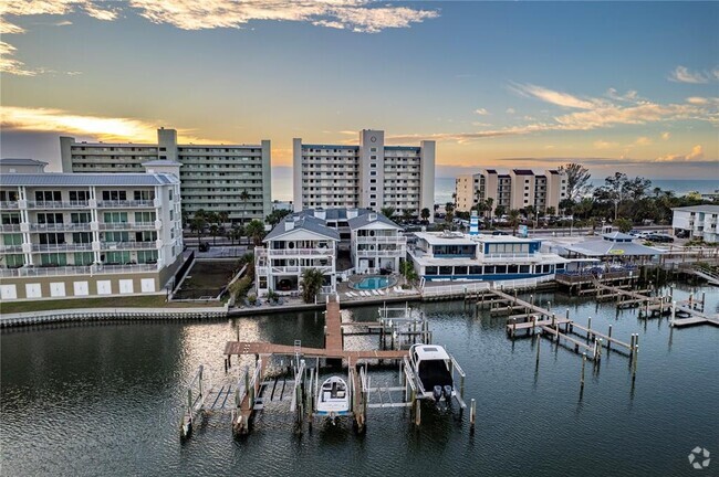 Building Photo - 20019 Gulf Blvd Unit 6 Rental