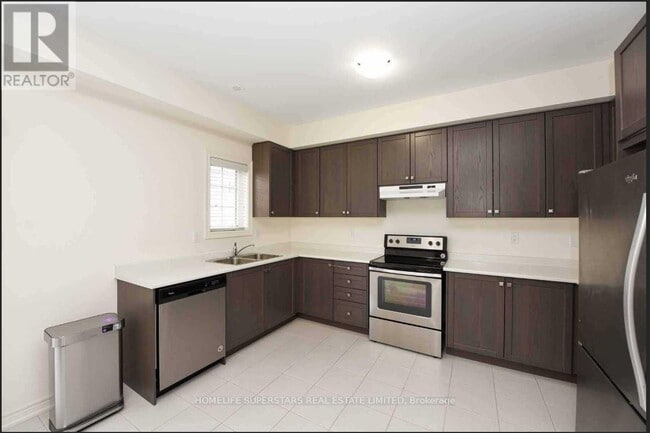 Photo - 9 Aspen Hills Rd