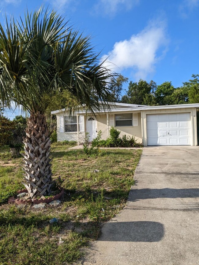 3 Bedroom, 1 bathroom, Garage Daytona Beach - 3 Bedroom, 1 bathroom, Garage Daytona Beach House