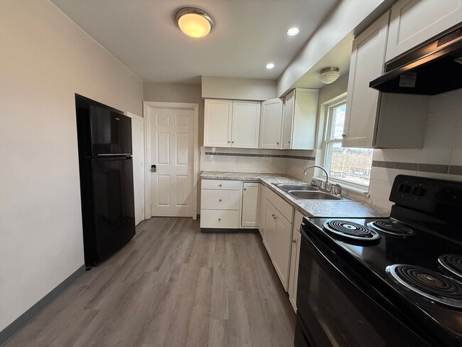 Photo - 325 E Englewood Ave Unidad 325 E Englewood  2