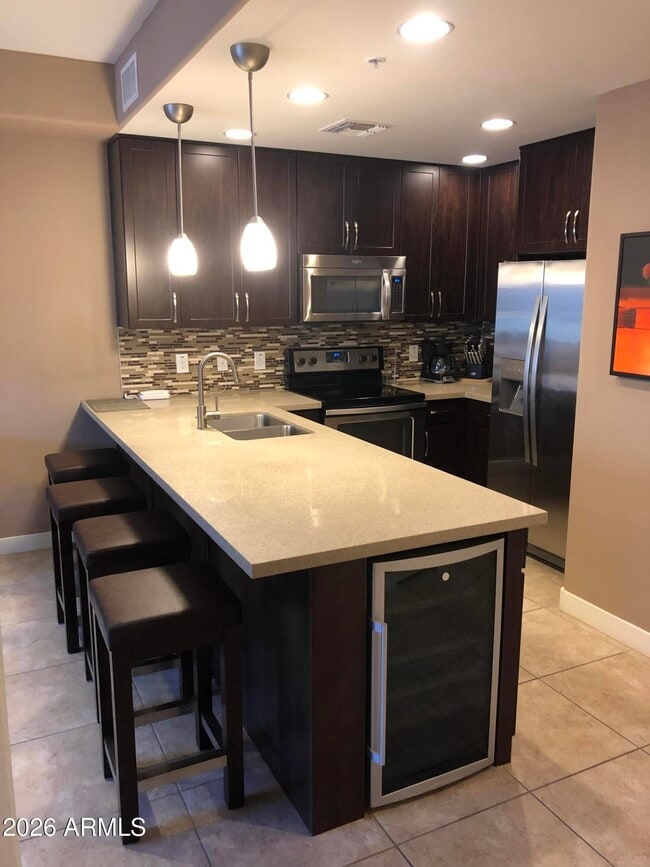 Building Photo - 5450 E Deer Valley Dr Unit 4188
