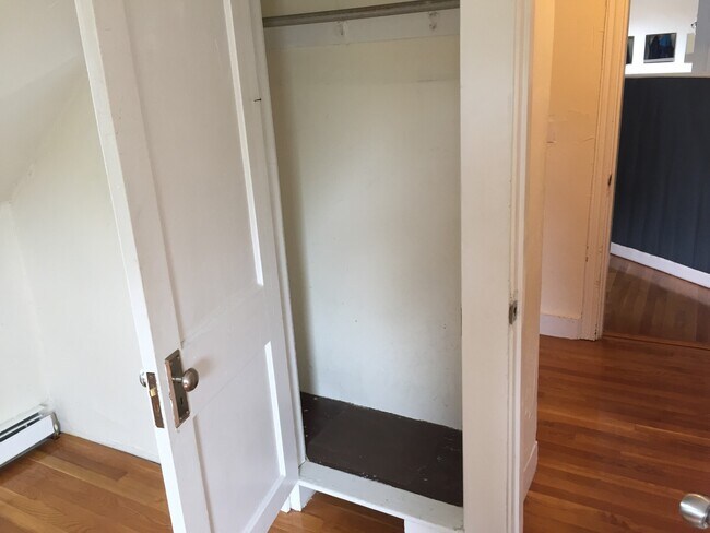 Photo - 187 Beacon St Unit 3