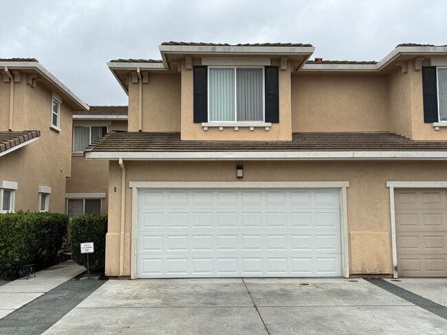 Building Photo - 2901 Snyder Ave