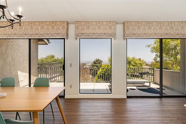 6667 La Jolla Scenic S Dr
