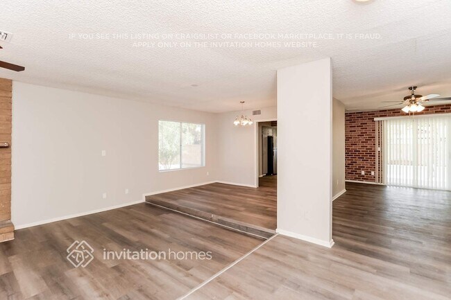 Photo - 1721 E 8th St