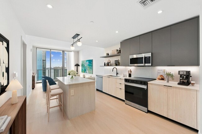 Neo Edgewater