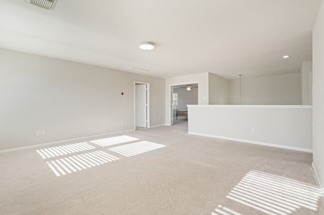 Photo - 29650 Legends Green Dr