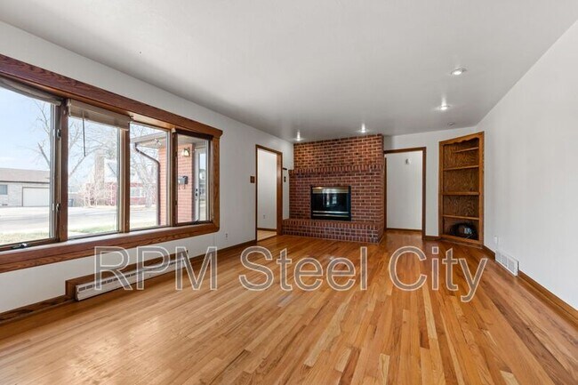 Photo - 1529 Alexander Cir