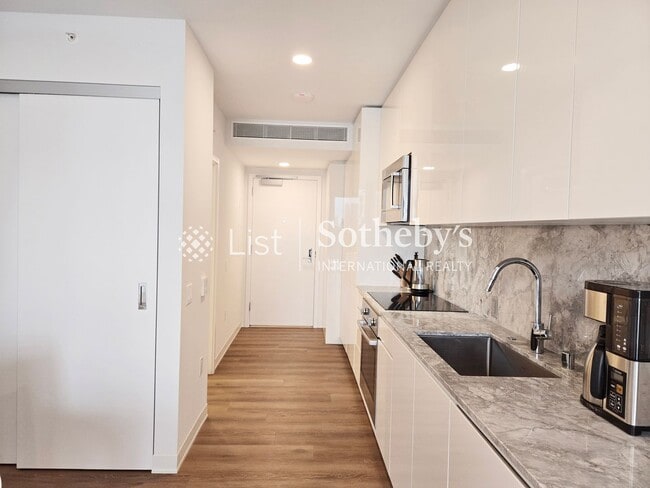 Photo - Aalii #1609 | Honolulu, HI Unit 1609