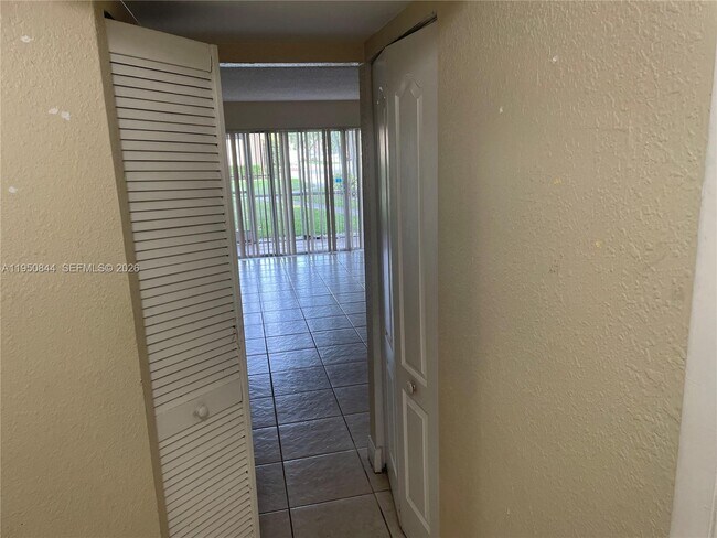 Photo - 4235 N University Dr Unit 107