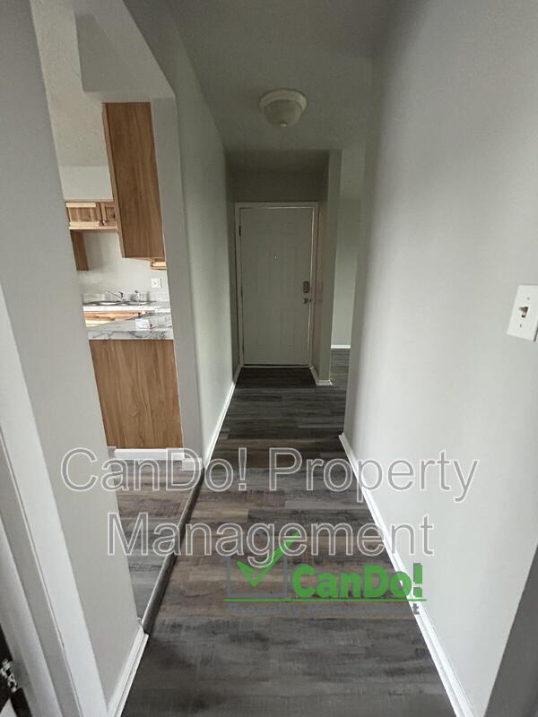 Photo - 210 Carol Dr Unit #1