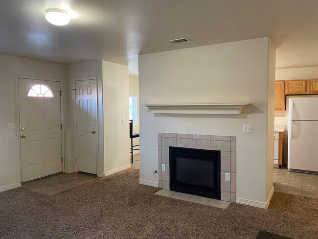 Photo - 4014 Cheyenne St Unidad Apt C