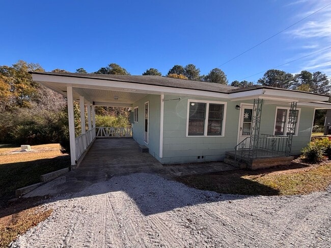 Photo - 2 Bedrooms- 1 Bathroom- House in Rome!