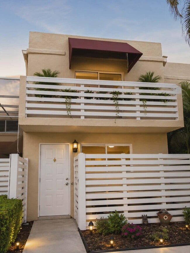 Photo - 535 NW 98th Ave