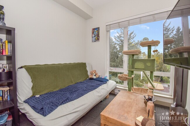 Photo - Studio Suite located within a Friendly Com... Unit 606