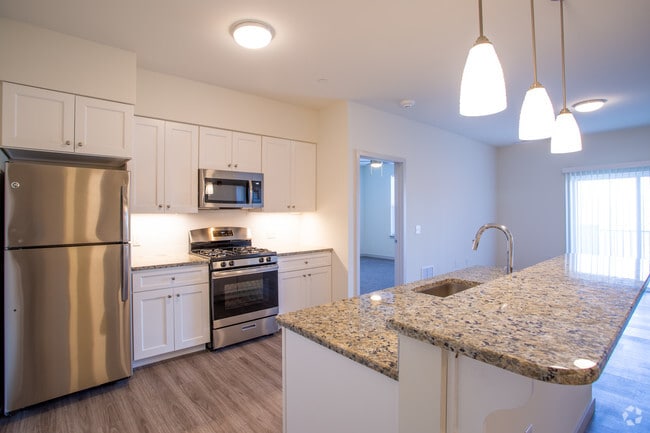 Kitchen - The Villages at Berlin