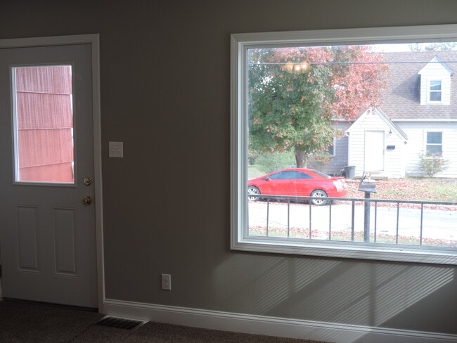 Photo - Cute Little Home