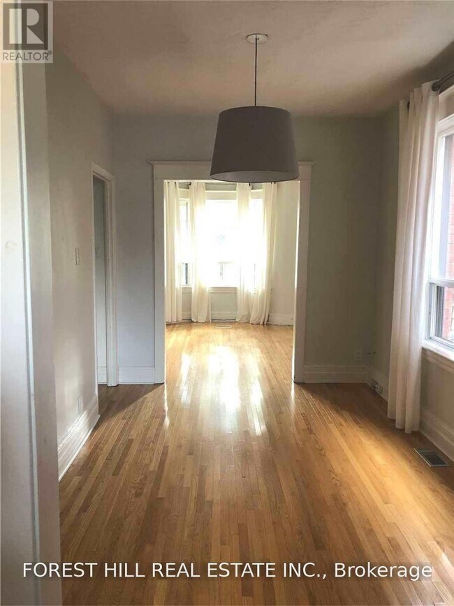 37 Hendrick Ave